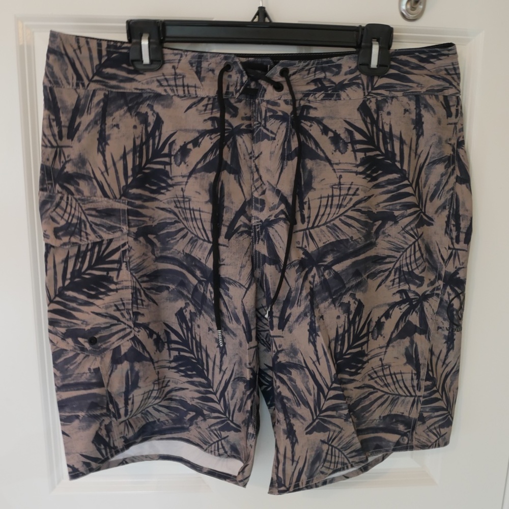 Volcom Mens Manic 2 Trunks-